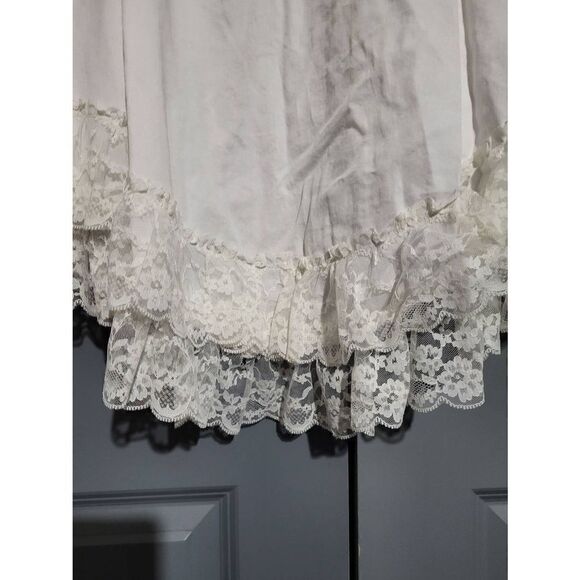Cinzia white 3/4 Length sleeve cardigan with lace detail - Picture 7 of 8